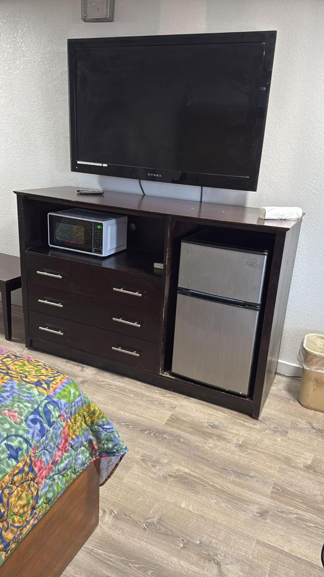 Blisspoint Inn Fka Motel 6T7 Ινδιανάπολη Εξωτερικό φωτογραφία