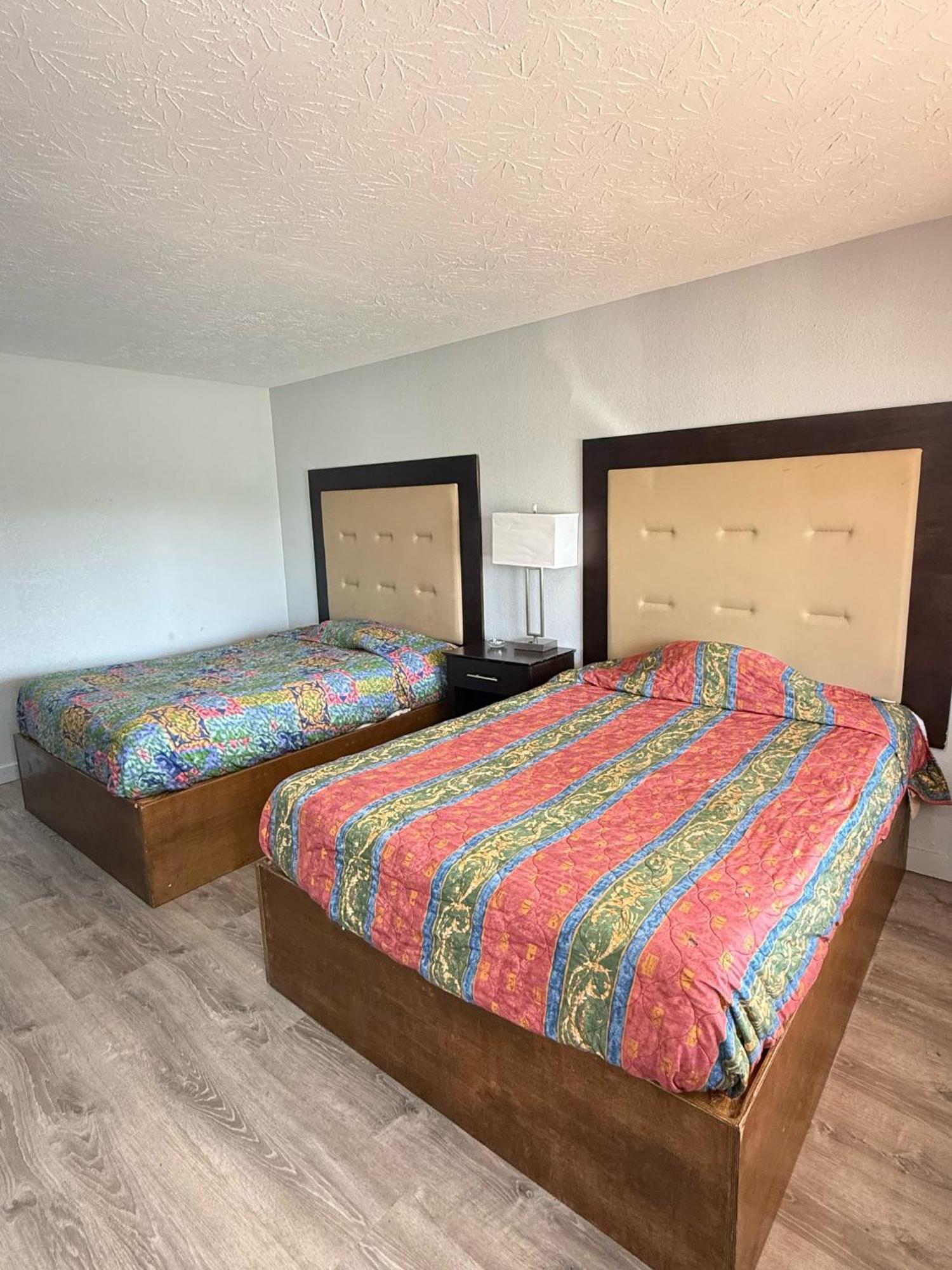 Blisspoint Inn Fka Motel 6T7 Ινδιανάπολη Εξωτερικό φωτογραφία