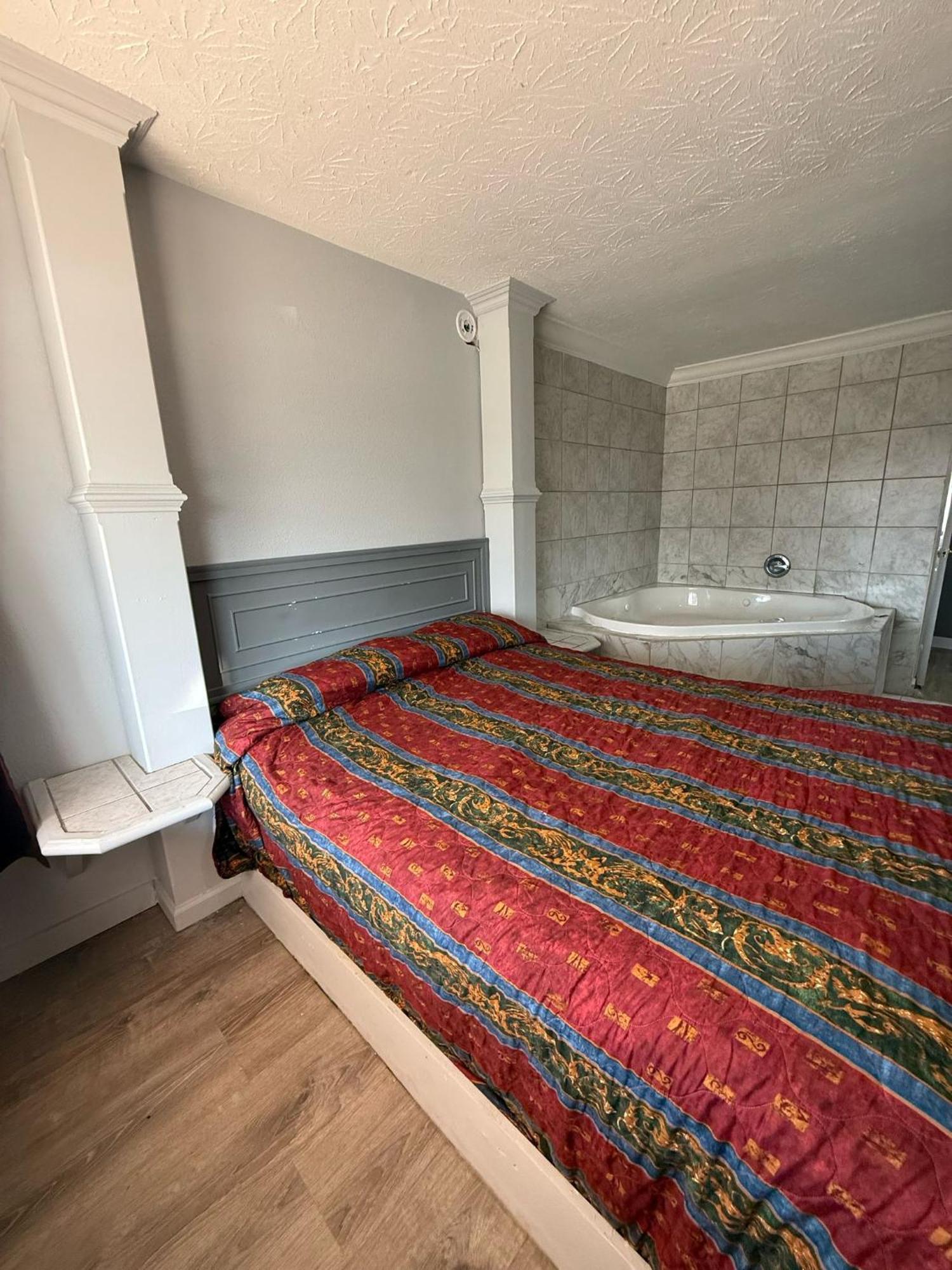 Blisspoint Inn Fka Motel 6T7 Ινδιανάπολη Εξωτερικό φωτογραφία