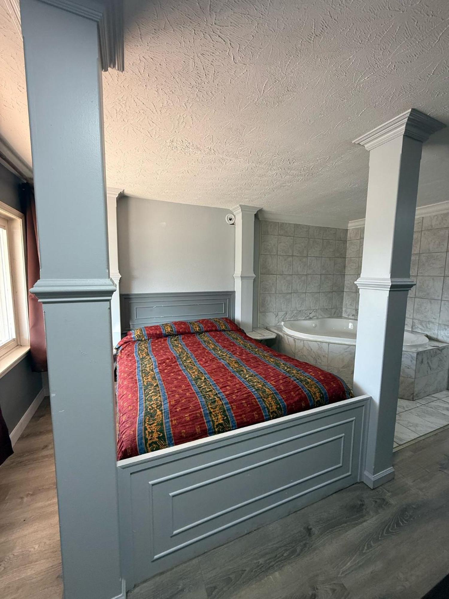 Blisspoint Inn Fka Motel 6T7 Ινδιανάπολη Εξωτερικό φωτογραφία